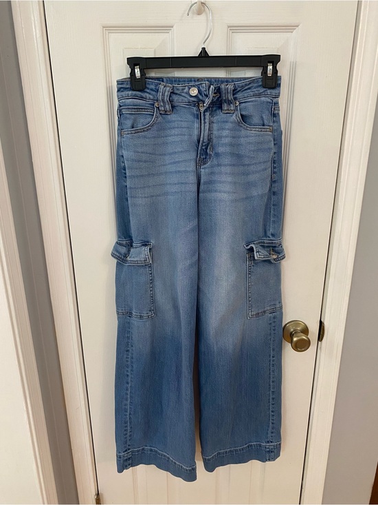 American Eagle Outfitters Denim - American Eagle Super High Rise Baggy Wide Leg Cargo Jeans 000 Light Wash Denim